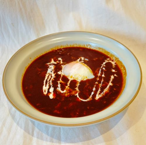 温泉卵のせハッシュドビーフ