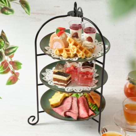 [Casual Afternoon Plan] 11 desserts & savory items + choice of drink ★ 2800 yen (tax included)