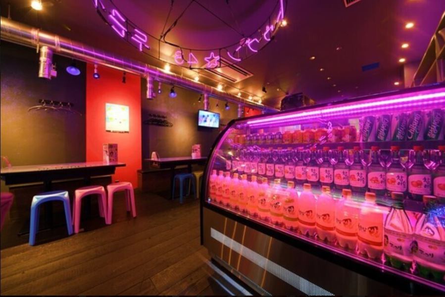 全面禁煙のため、お子様連れの方も安心してご来店いただけます!お祝い・サプライズ対応も可能のため、ご家族の誕生日等にご利用してみてはいかがでしょうか♪当店は個室を完備しているため、プライベートな空間を堪能できます◎貸切も可能!