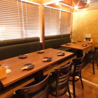 約25~35名様の貸切も承りますので、会社宴会や各種イベントなど、お気軽にご相談ください。