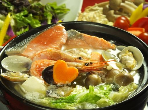 연회에 최적 ♪ 냄비 포함 & 70 종 120 분 먹고 맘껏 마시기 2180 엔을 1780 엔! (세금 별도)