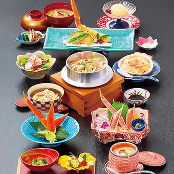 〆まで満足、かに釜飯が主役 波音 ~なみおと~