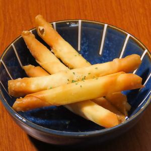 チーズのカリカリ揚げ