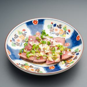 ハツ刺身〈塩ゴマ油〉