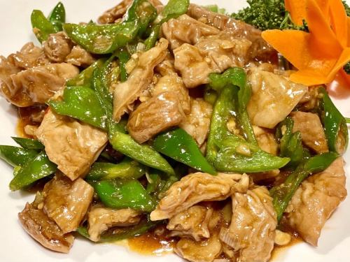 Stir-fried hormonal green pepper