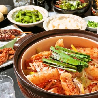 【赤卡拉的標準套餐】著名的赤卡拉火鍋、味增炸串等8道菜→3,828日圓（含稅）