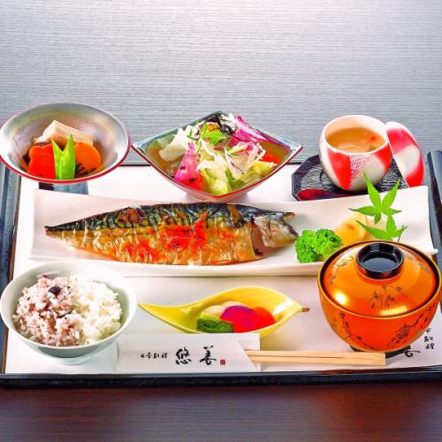 時令烤魚套餐★
