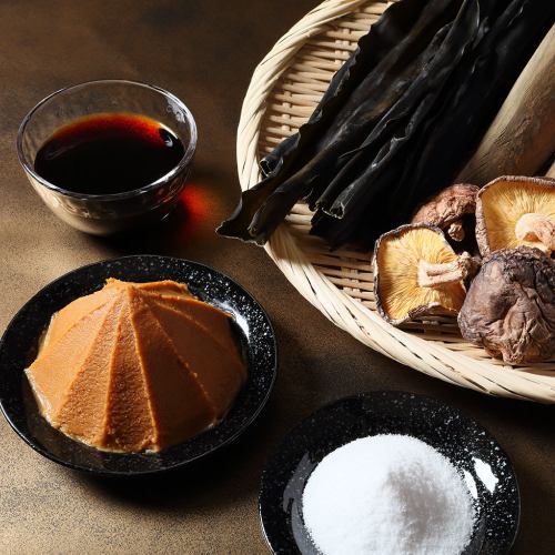 使用當地採購的食材
