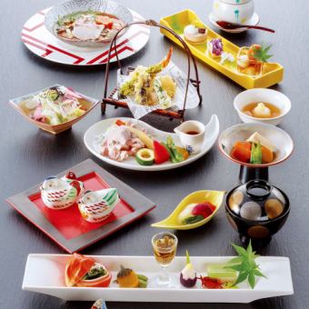 【適用於各種宴會】主廚精選套餐【杏子】6,050日元
