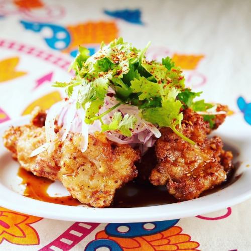 台北鶏唐揚げ●