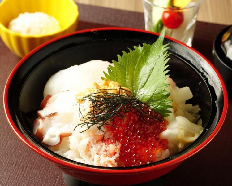 種類の豊富な海鮮丼