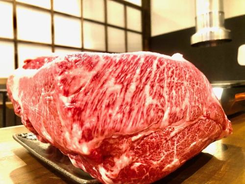 모든 고기는 표시 가격의 10%OFF로 구입할 수 있습니다