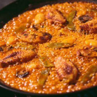 《セルベサスペシャル》バレンシアパエリア　Mサイズ（2人分）