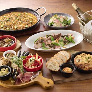 ★季節のスペインコース(春)★春の恵みを,スペインの皿で。樽生ビール1種+ワイン4種含飲み放題付