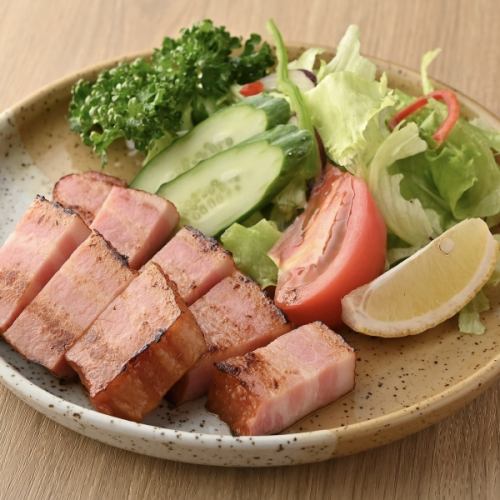 ベーコン厚切りステーキ