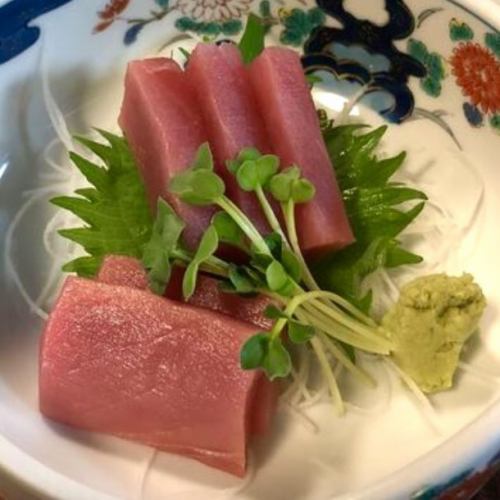 マグロ刺し