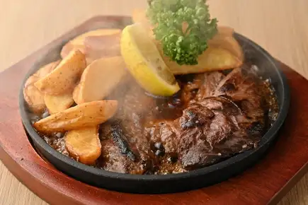 開業特惠!肉類拼盤套餐,含4種刺身及肉類料理:¥5000 → ¥4000(2小時暢飲)