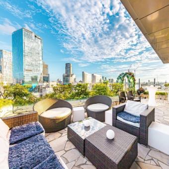 [Open terrace lounge reserved exclusively] Meat and seafood feast BBQ buffet for 3 hours + free flow (lunch)