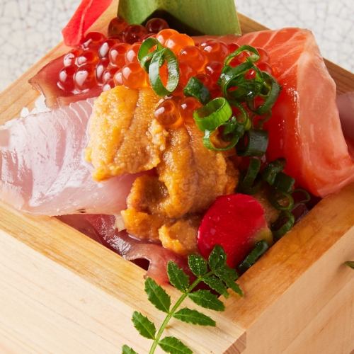 うにいくらミニ海鮮丼