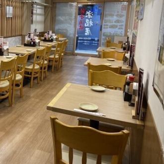 おひとりさまもお気軽にお立ち寄りください♪ランチのご利用はもちろんお仕事帰りのサク飲みにも◎