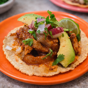 チキンティンガタコス