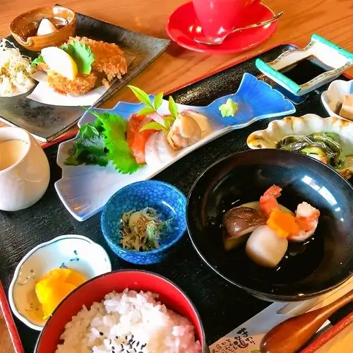 【ご馳走ランチ♪】 二条オリジナル料理が豊富に有り！