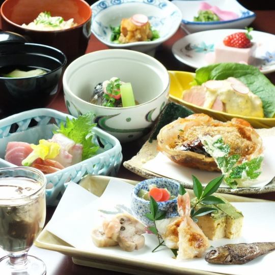 [Special price 10% OFF] Kawaku Gozen 11 dishes 5989 yen All-you-can-drink for 4 people ~ 120 minutes + 2420 yen *10% service charge included