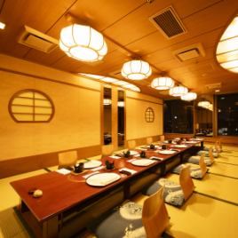 ちょっとした会食にも最適な12名用個室