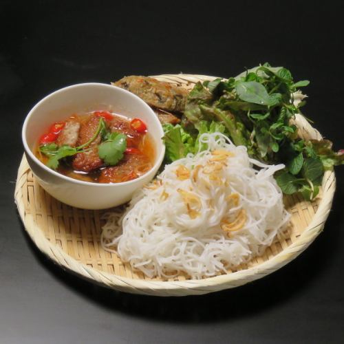 ベトナム風つけ麺 （ブンチャー）