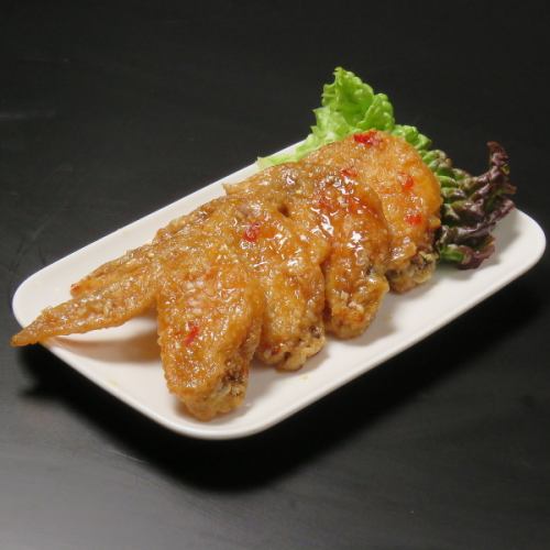 ベトナム・ガーリック手羽先