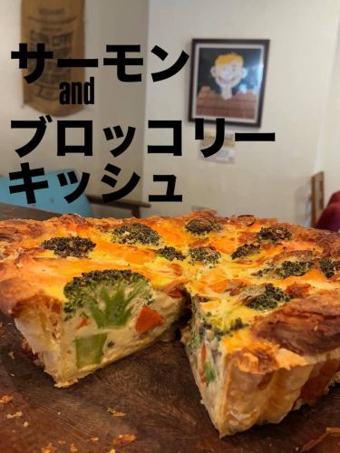 本日も10:00〜OPEN!!

ランチタイムでは一時満席になり、
ケーキが完売しました。
たくさんの方にご利用いただき感謝です。

本日ディナータイムはいつも通りに18:00〜OPEN

みなさまのご来店お待ちしております。

お席のご予約はホットペッパーグルメネット予約にて承っております。

#abillcoffeeplus 
#アビルコーヒープラス 
#新松戸 
#松戸 
#松戸グルメ
