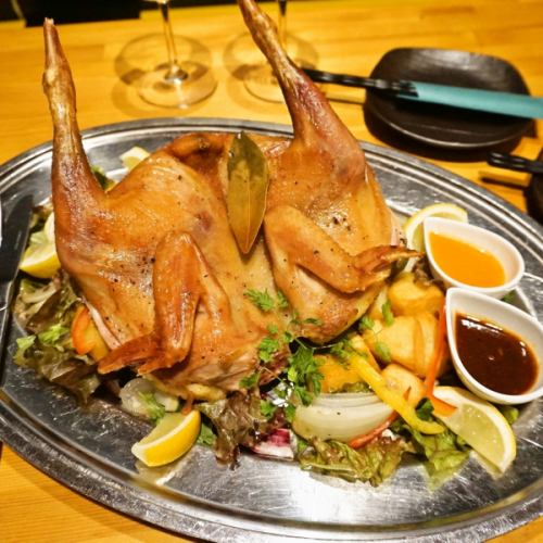 Perfect for a girls' night out! 2 hours of all-you-can-drink included! Whole young chicken Diavola style plan (3500 yen including tax)
