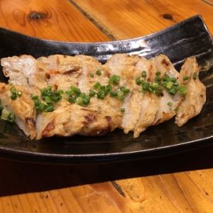 Fresh fish caught in the morning Iejima grilled kamaboko