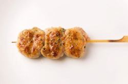 つくね Tsukune （一串）【Grilled chicken meat ball salt flavoured】