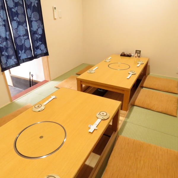 【貸切可能！各種宴会に最適な空間】12名様以上のご利用で、店内の貸切を承っております。忘年会や歓送迎会はもちろん、誕生日のお祝いや各種ご宴会、飲み会など、様々なシーンで周りを気にせずお過ごしいただけます。職人が握る本格鮨を、プライベートな空間で心ゆくまでお楽しみください。