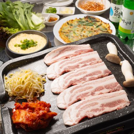 [GABARA套餐]品嚐推薦的五花肉♪無限暢飲套餐5,500日元