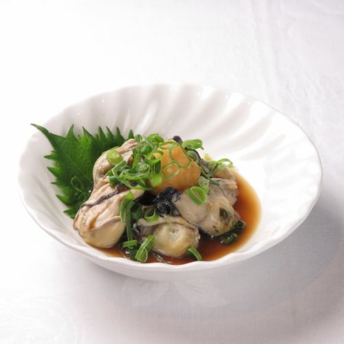 Steamed Hiroshima oysters with grated daikon radish and ponzu sauce