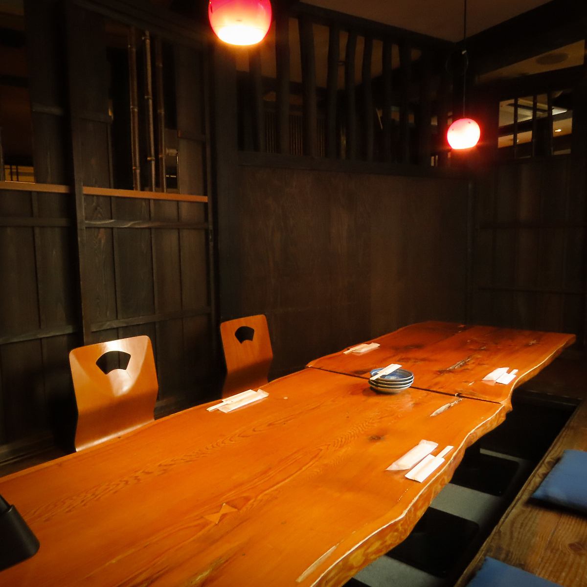 【4名様～】個室もご用意しております！自慢の地酒で一献！