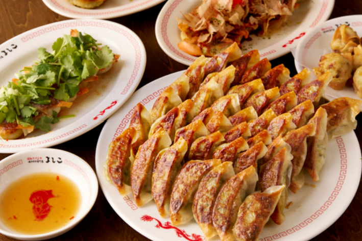 大阪焼肉・ホルモンふたごの姉妹店！やみつき間違いなしの手作り餃子専門店です♪