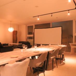 최대 28명까지 이용하실 수 있는 점내입니다.회사 연회나 여자회, 결혼식의 2차회 등 다양한 장면에서 활용하실 수 있습니다.꼭 상담해주세요!