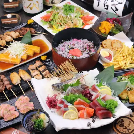 仅限食物【冬季限定 - 什锦烤串 & 自选火锅】10 道菜 ★ 4500 日元(含税)【菊之套餐】