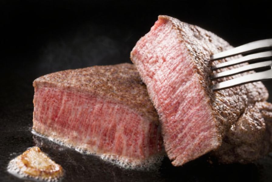 [Chateaubriand available] A very small amount of the finest lean meat from each cow.A5 Ashigara beef, the pinnacle of steak.