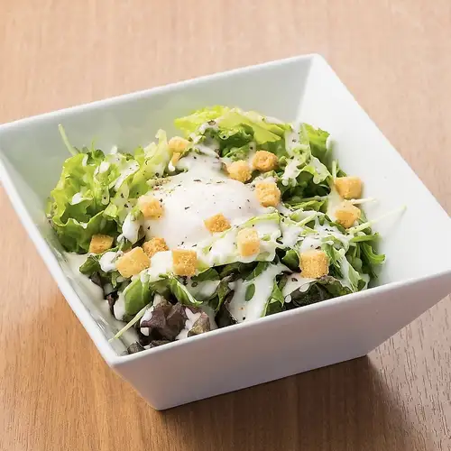 Caesar salad with crispy bacon