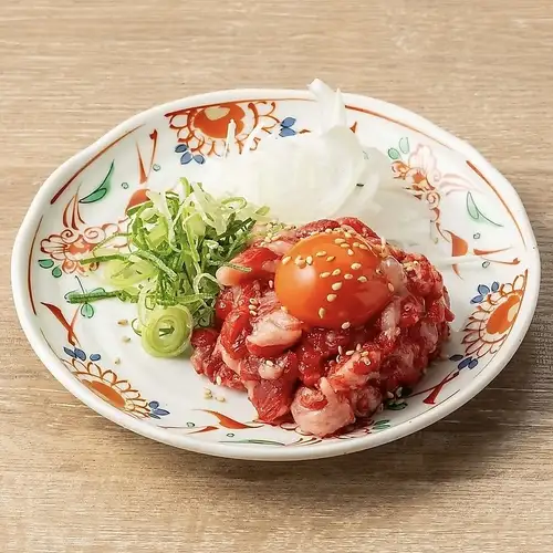 Seared beef yukke