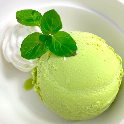 Matcha ice cream
