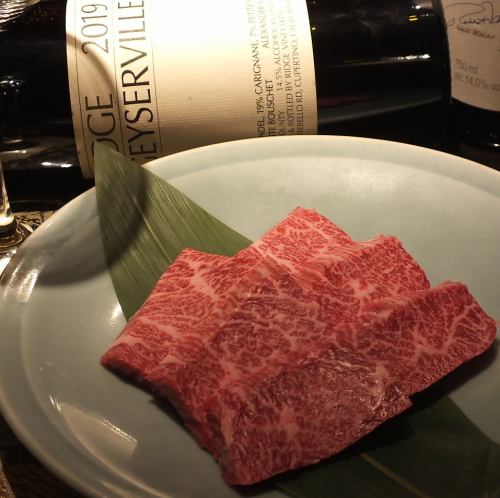 お客様のニーズに合わせ、赤身肉を中心にご提供