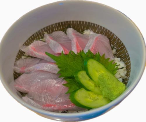 カンパチ丼