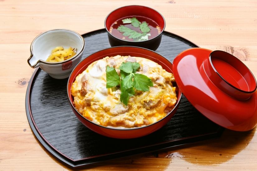 Weekday limited one coin lunch is very popular! It is a weekly menu ◎