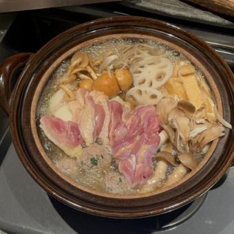 Yamato Meat and Chicken Hot Pot Set for 2-3 People "Enjoy the taste of this exquisite Yamato Meat and Chicken hot pot set!