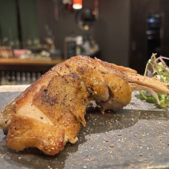 大和肉鶏・骨付きもも肉ステーキハーフ